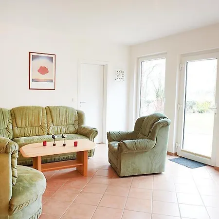 Haus Reedestrasse 37 Ferienwohnung 4 *