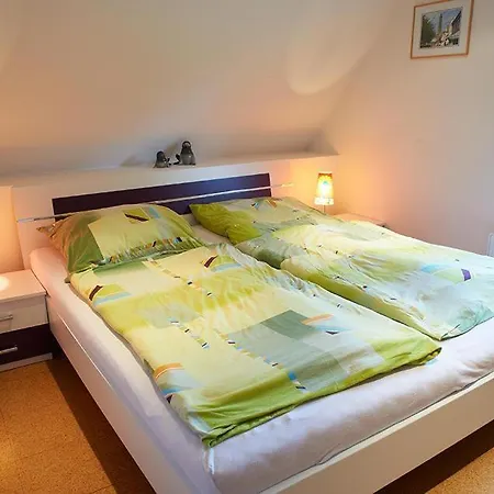 Haus Reedestrasse 37 Ferienwohnung 4 Lejlighed *