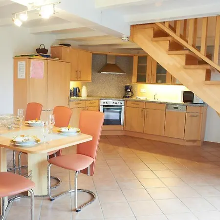 Haus Reedestrasse 37 Ferienwohnung 4 * Borkum